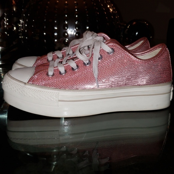 Pink sequined sneakers - Picture 2 of 3